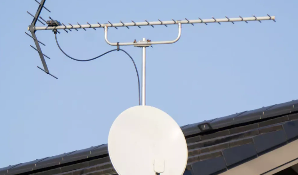 Kenapa Arah Antena Penting untuk Sinyal TV Digital di Garut