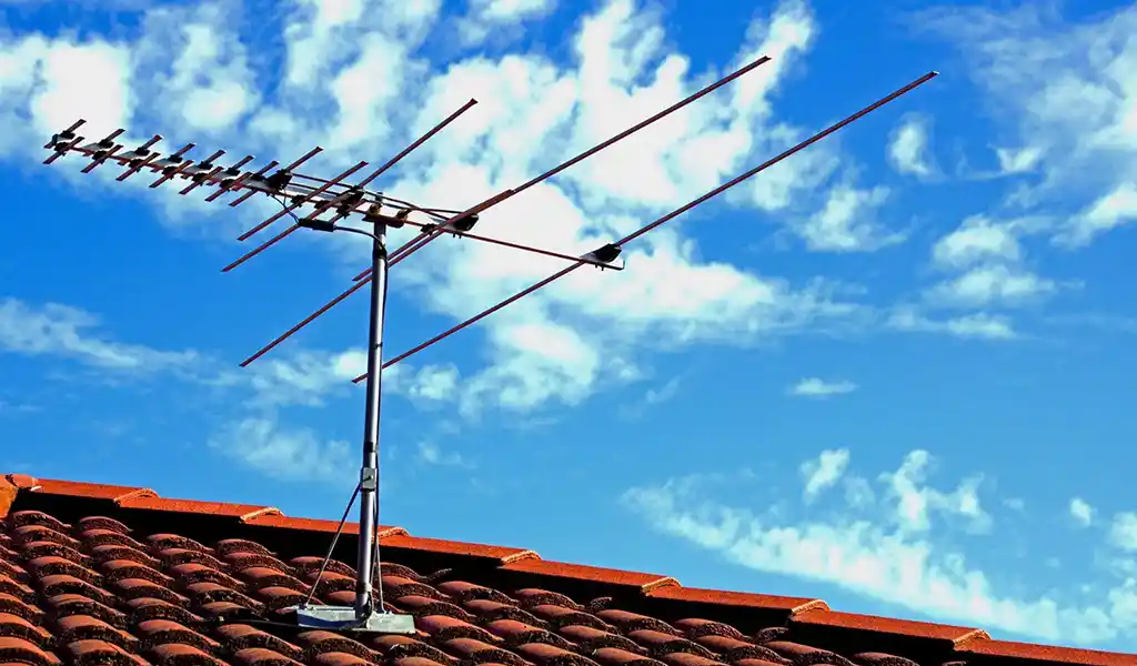 Mengapa Arah Antena Penting untuk TV Digital di Solo