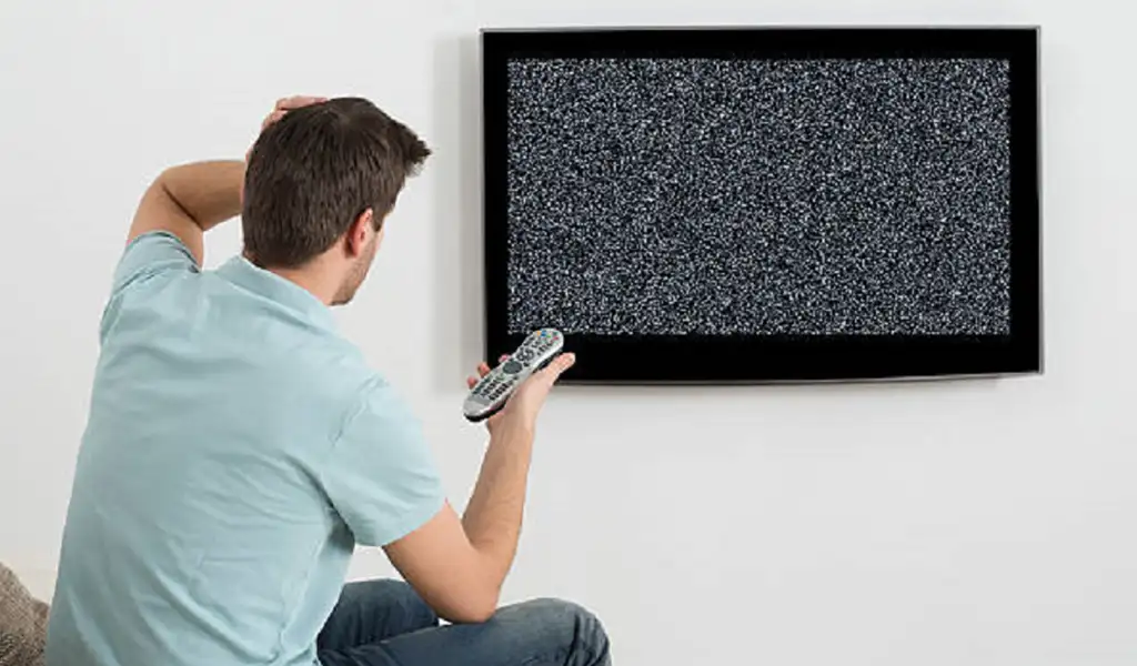 Tips Memperkuat Sinyal TV Digital di Depok